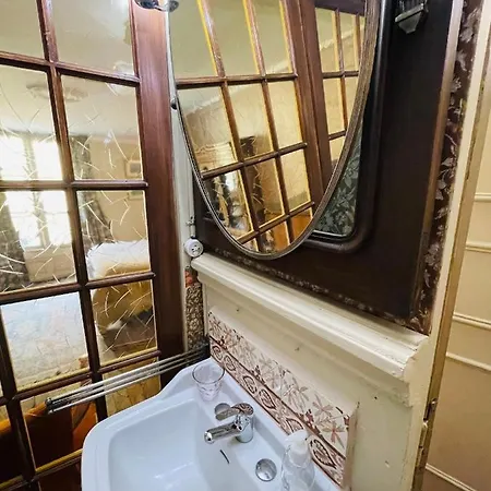 Epicerie Vieille Du Puy En Velay Πανσιόν Le Puy-en-Velay