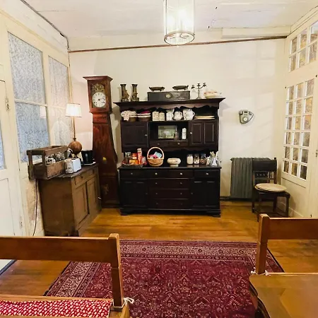 Epicerie Vieille Du Puy En Velay 3*